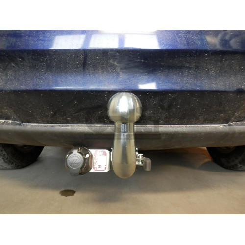 M130C GALIA Полностью оцинкованный фаркоп на Mazda CX-7 2006-2013. Тип шара: C (горизонтальный съемный). Невидимый вырез бампера. Нагрузки: 2000/100 кг, масса фаркопа 18,27 кг