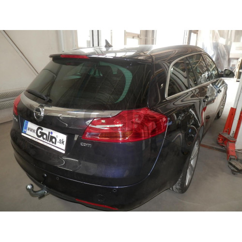 O059A GALIA Полностью оцинкованный фаркоп на Opel Insignia седан/универсал/хетчбек 2009-2017. Подрозетник убирается за бампер. Тип шара: A. Невидимый вырез бампера. Нагрузки: 2000/85 кг, масса фаркопа 16,22 кг