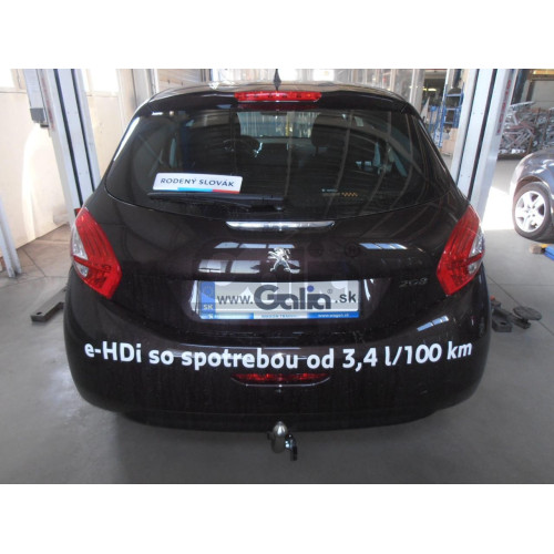 P042C GALIA Полностью оцинкованный фаркоп на Peugeot 208 хетчбек 2012-2019, Citroen C3 2016-. Подрозетник убирается за бампер. Тип шара: C (горизонтальный съемный). Невидимый вырез бампера, установка без снятия бампера. Нагрузки: 1400/50 кг, масса фаркопа