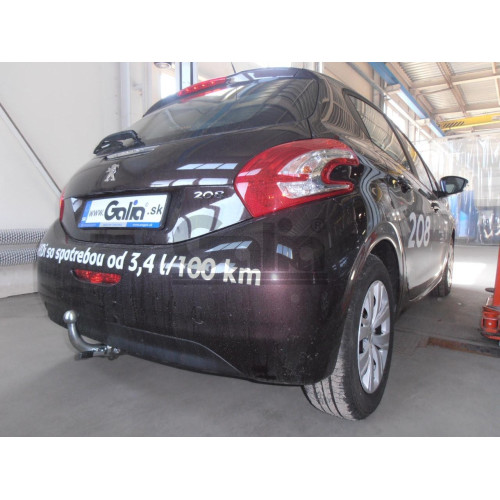 P042C GALIA Полностью оцинкованный фаркоп на Peugeot 208 хетчбек 2012-2019, Citroen C3 2016-. Подрозетник убирается за бампер. Тип шара: C (горизонтальный съемный). Невидимый вырез бампера, установка без снятия бампера. Нагрузки: 1400/50 кг, масса фаркопа