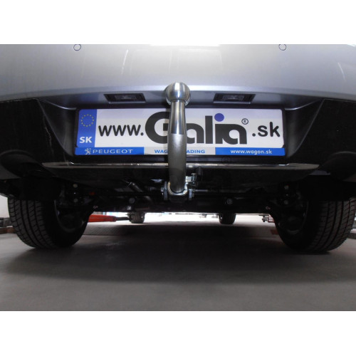 P043A GALIA Полностью оцинкованный фаркоп на Peugeot 508 седан, кроме GT 2011-2019. Подрозетник убирается за бампер. Тип шара: A. Невидимый вырез бампера. Нагрузки: 1900/75 кг, масса фаркопа 22,22 кг