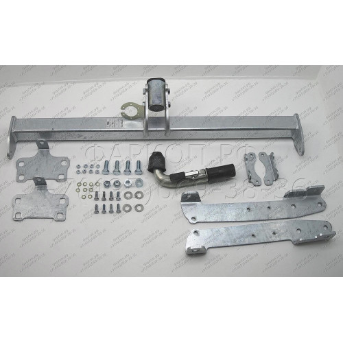 R050C GALIA Полностью оцинкованный фаркоп на Land Rover Range Rover III 2002-2013. Тип шара: C (горизонтальный съемный). Без выреза бампера. Нагрузки: 3500/150 кг, масса фаркопа 26,85 кг