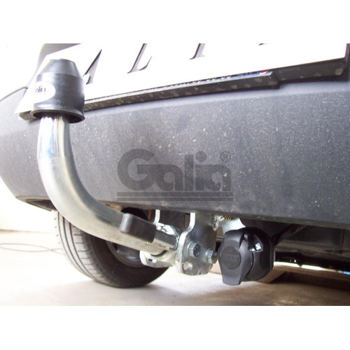 R087A GALIA Полностью оцинкованный фаркоп на Renault Megane III хетчбек 5 дверей 2008-2016, Renault Scenic III 2010-2016. Подрозетник убирается за бампер. Тип шара: A. Без выреза бампера. Нагрузки: 1300/75 кг, масса фаркопа 16,72 кг