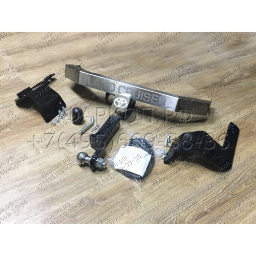 TCU00049N ТСС Фаркоп на Toyota Land Cruiser 200 2007-2021 с накладкой с надписью Land Cruiser без подрезки бампера. Тип шара: E (шаровый узел под американский квадрат с нержавеющим шаром). Нагрузки: 1500/100 кг
