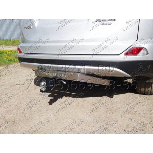 TCU00068 ТСС Фаркоп на Toyota RAV4 2013-2019 с накладкой с надписью Toyota RAV4 без подрезки бампера. Тип шара: E (шаровый узел под американский квадрат). Нагрузки: 1500/80 кг