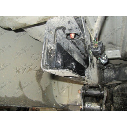 FA 0857-E Бизон Фаркоп на Mitsubishi L200 Long (удлиненный) 2013-2015 без подрезки бампера. Тип шара: E (легкосъемный шар под квадрат). Нагрузки: 3500/120 кг. Не комп
