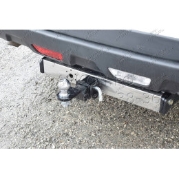 NXT-07-991124.00 PT GROUP Фаркоп с нержавеющей накладкой на Nissan X-Trail T31 2007-2014 без подрезки бампера. Тип шара: E (легкосъемный шар под квадрат). Нагрузки: 220