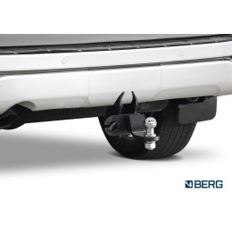 F.5716.001 BERG Фаркоп на Toyota Land Cruiser 300 2021-. Требуется подрезка бампера. Тип шара: E. Нагрузки: 2500/120 кг, масса фаркопа 10,5 кг (без электрики в комплекте)