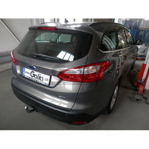 F119C GALIA Полностью оцинкованный фаркоп на Ford Focus III универсал 2011-2018. Подрозетник убирается за бампер. Тип шара: C (горизонтальный съемный). Без выреза бампера. Нагрузки: 1600/75 кг, масса фаркопа 19,37 кг