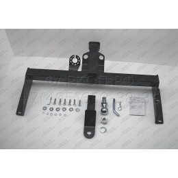 FA 0958-E Бизон Фаркоп на Mitsubishi Outlander 2003-2007 без подрезки бампера. Тип шара: E (легкосъемный шар под квадрат). Нагрузки: 2700/120 кг. Не комплектуется эл