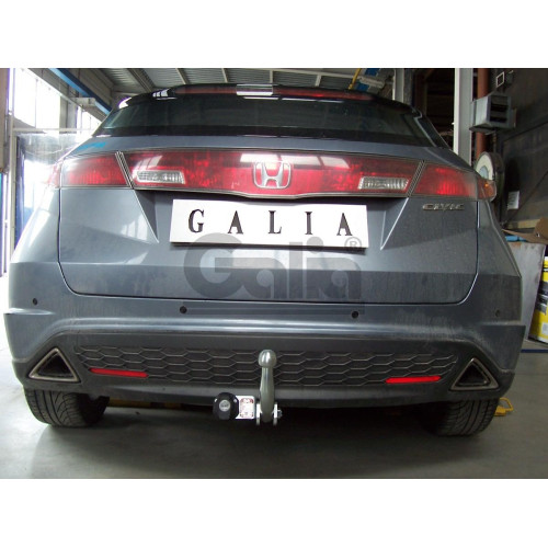 H082A GALIA Полностью оцинкованный фаркоп на Honda Civic хетчбек 5 дверей 2006-2012, 2 выхлопные трубы. Тип шара: A. Подрезка бампера. Нагрузки: 1500/75 кг, масса фаркопа 14,82 кг