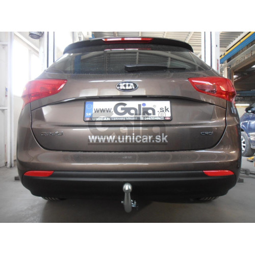 H088A GALIA Полностью оцинкованный фаркоп на Hyundai i30 универсал 2012-2017, Kia Ceed универсал 2012-2018. Подрозетник убирается за бампер. Тип шара: A. Невидимый вырез бампера. Нагрузки: 1500/80 кг, масса фаркопа 15,62 кг