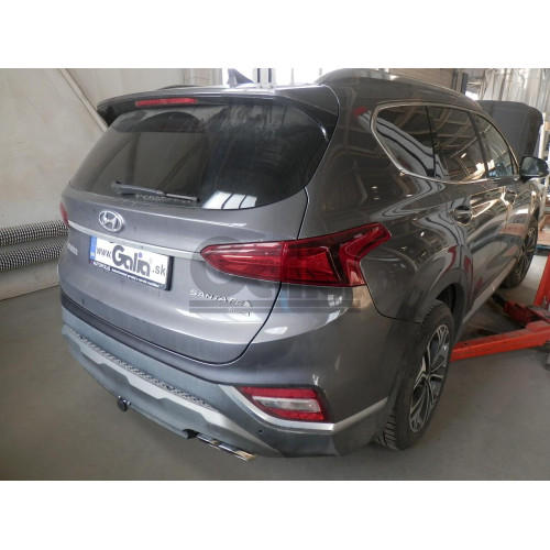 H091C GALIA Полностью оцинкованный фаркоп на Hyundai Santa Fe 2012-2018, 2018-2021, Kia Sorento 2012-2015, 2015-2020. Подрозетник убирается за бампер. Тип шара: C (горизонтальный съемный). Подрезка бампера. Нагрузки: 2600/120 кг, масса фаркопа 18,57 кг