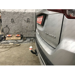 7140 Трейлер Фаркоп для Mitsubishi Outlander 2012-2022. Требуется подрезка бампера. Тип шара: A. Нагрузки: 1200/60 кг, масса фаркопа 18,7 кг (без электрики в компле