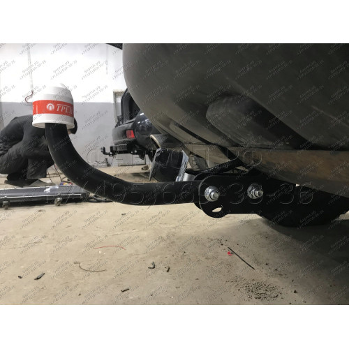 9041 Трейлер Фаркоп для Renault Duster 2011-2015, 2015-2021, 2021-2022 без снятия и подрезки бампера, Nissan Terrano 2014-2022 требуется подрезка бампера. Тип шара: A. Нагрузки: 1200/60 кг, масса фаркопа 15,5 кг (без электрики в комплекте)