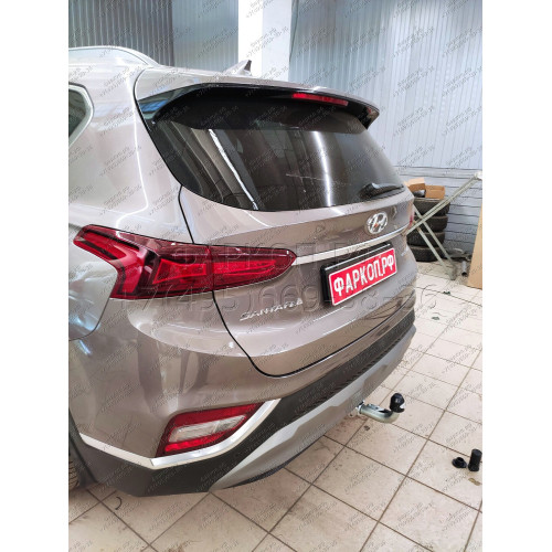H091C GALIA Полностью оцинкованный фаркоп на Hyundai Santa Fe 2012-2018, 2018-2021, Kia Sorento 2012-2015, 2015-2020. Подрозетник убирается за бампер. Тип шара: C (горизонтальный съемный). Подрезка бампера. Нагрузки: 2600/120 кг, масса фаркопа 18,57 кг