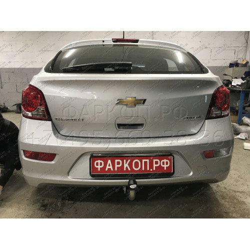 C066A GALIA Полностью оцинкованный фаркоп на Chevrolet Cruze седан/хетчбек 2009-2016. Подрозетник убирается за бампер. Тип шара: A. Невидимый вырез бампера. Нагрузки: 1800/75 кг, масса фаркопа 15,82 кг