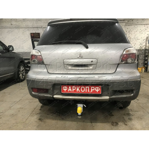 FA 0958-E Бизон Фаркоп на Mitsubishi Outlander 2003-2007 без подрезки бампера. Тип шара: E (легкосъемный шар под квадрат). Нагрузки: 2700/120 кг. Не комплектуется электрикой