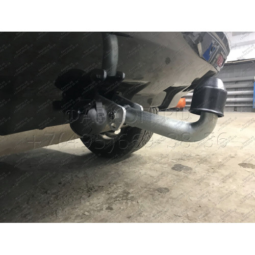 R094A GALIA Полностью оцинкованный фаркоп на Land Rover Freelander II 2008-2015. Тип шара: A. Невидимый вырез бампера. Нагрузки: 2300/145 кг, масса фаркопа 15,82 кг