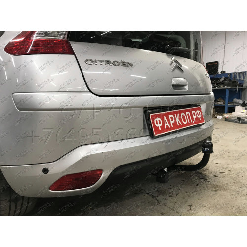 2555-A ORIS Фаркоп на Peugeot 308 хетчбек 09/2007-08/2008, 10/2008-2021, Peugeot 307 хетчбек 2001-5/2005, 6/2005-9/2007, Citroen C4 хетчбек I 2004-2006, 2007-2011. Необходима подрезка бампера. Тип шара: A. Нагрузки: 1200/75 кг, масса фаркопа 16,4 кг (без 