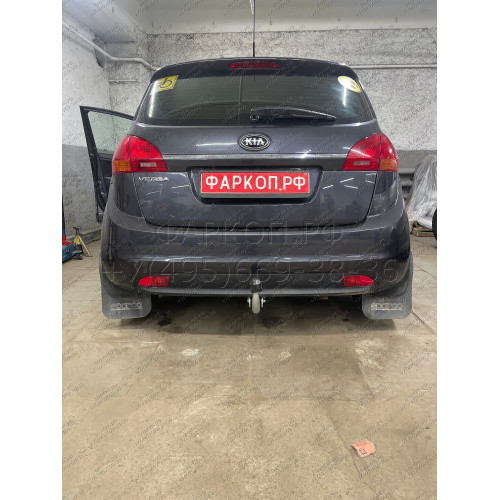 K035A GALIA Полностью оцинкованный фаркоп на Kia Venga 2010-2017. Подрозетник убирается за бампер. Тип шара: A. Невидимый вырез бампера. Нагрузки: 1300/75 кг, масса фаркопа 15,71 кг