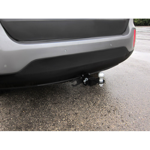 KSR-12-991122.00 PT GROUP Фаркоп на Kia Sorento 2012-2015, 2015-2020, кроме Prime, Hyundai Santa Fe 2012-2018. Требуется подрезка бампера. Тип шара: E (легкосъемный шар под квадрат). Нагрузки: 3000/80 кг, масса фаркопа 17,3 кг (без электрики в комплекте)