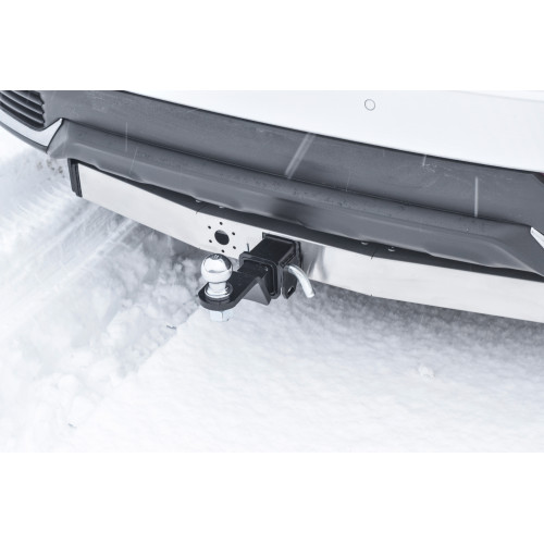 LNX-20-991124.00 PT GROUP Фаркоп с нержавеющей накладкой на Toyota RAV4 2013-2019, Lexus NX 2014-2021 (с одной выхлопной трубой) без подрезки бампера. Тип шара: E (легкосъемный шар под квадрат). Нагрузки: 1500/80 кг, масса фаркопа 23,2 кг (без электрики в