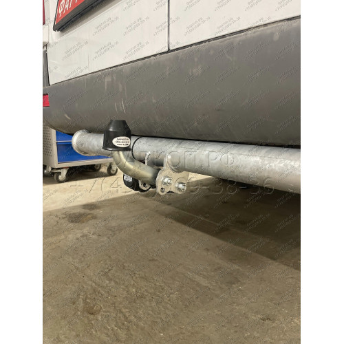 M034A GALIA Полностью оцинкованный фаркоп на Mercedes Sprinter Classic 2013-2020, Mercedes Sprinter 1995-2006, Volkswagen LT 1995-2006. Особенности: Колесная база 3550 (средняя база) и 4025 (длинная база), без ступеньки. Тип шара: A. Установка без снятия 