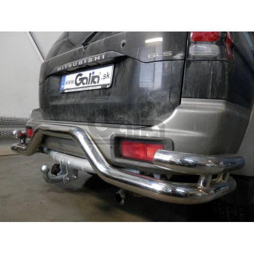 M057A GALIA Полностью оцинкованный фаркоп на Mitsubishi Pajero Sport 1998-2008, Mitsubishi Shogun 1998-2010, Mitsubishi Montero Sport 1998-2010. Тип шара: A. Установка без снятия и выреза бампера. Нагрузки: 3000/120 кг, масса фаркопа 18,75 кг