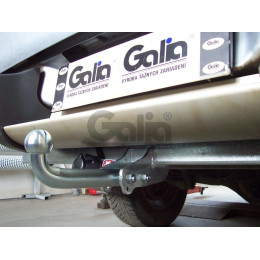 M120A GALIA Полностью оцинкованный фаркоп на Mitsubishi L200 1996-2006, 2006-2015, 2015-2023, FIAT Fullback 2016-2019. Тип шара: A. Без выреза бампера. Нагрузки: 3100/125 кг, масса фар