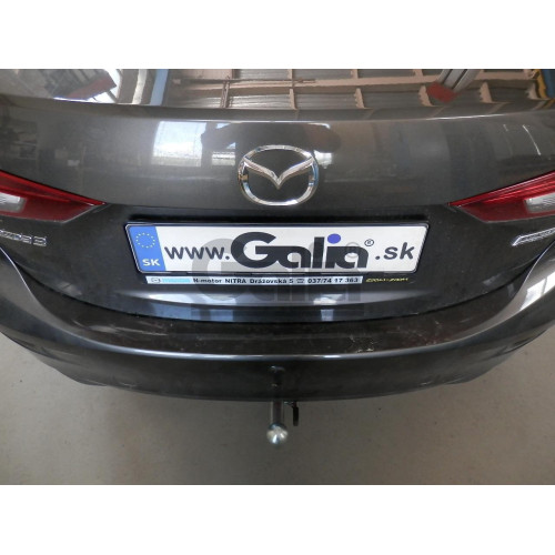 M135C GALIA Полностью оцинкованный фаркоп на Mazda 3 седан 2013-2019. Подрозетник убирается за бампер. Тип шара: C (горизонтальный съемный). Установка без выреза бампера. Нагрузки: 1800/90 кг, масса фаркопа 19,17 кг