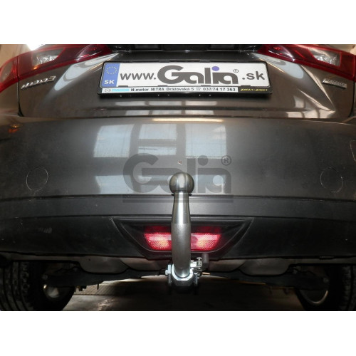 M135C GALIA Полностью оцинкованный фаркоп на Mazda 3 седан 2013-2019. Подрозетник убирается за бампер. Тип шара: C (горизонтальный съемный). Установка без выреза бампера. Нагрузки: 1800/90 кг, масса фаркопа 19,17 кг