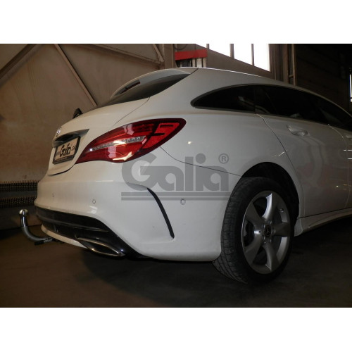 M146C GALIA Полностью оцинкованный фаркоп на Mercedes CLA-Class c117 купе / X117 универсал 2013-2019. Подрозетник убирается за бампер. Тип шара: C (горизонтальный съемный). Невидимый вырез бампера. Нагрузки: 1700/100 кг, масса фаркопа 16,72 кг