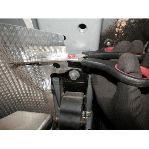 N061C GALIA Полностью оцинкованный фаркоп на Nissan X-Trail T33 2022-, Nissan Rogue T33 2021-. Подрозетник убирается за бампер. Тип шара: C (горизонтальный съемный). Невидимый вырез бампера. Нагрузки: 2000/100 кг, масса фаркопа 19,07 кг