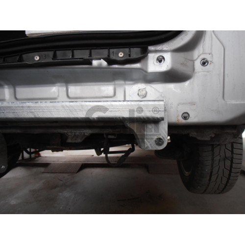 O052A GALIA Полностью оцинкованный фаркоп на Opel Zafira B 2005-2012. Тип шара: A. Невидимый вырез бампера. Нагрузки: 1500/75 кг, масса фаркопа 16,75 кг