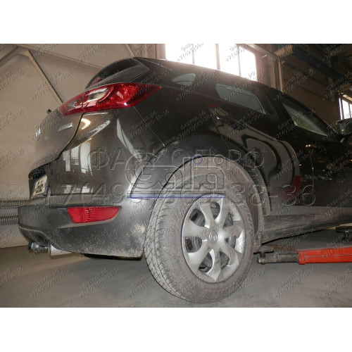 M137A GALIA Полностью оцинкованный фаркоп на Mazda CX-3 2015-. Подрозетник убирается за бампер. Тип шара: A. Невидимый вырез бампера. Нагрузки: 1800/80 кг, масса фаркопа 15,72 кг