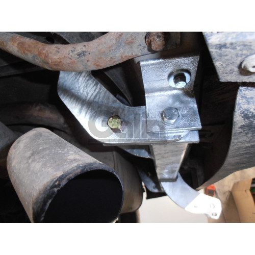 R046C GALIA Полностью оцинкованный фаркоп на Renault Scenic RX4 1999-2007. Тип шара: C (горизонтальный съемный). Установка без снятия и выреза бампера. Нагрузки: 1350/65 кг, масса фаркопа 18,85 кг