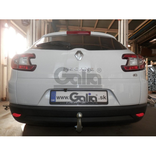 R074C GALIA Полностью оцинкованный фаркоп на Renault Megane II 2003-2008 (classic) седан/универсал, Megane III универсал 2008-2016. Подрозетник убирается за бампер. Тип шара: C (горизонтальный съемный). Установка без выреза бампера. Нагрузки: 1300/75 кг, 