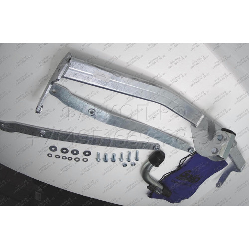 R074C GALIA Полностью оцинкованный фаркоп на Renault Megane II 2003-2008 (classic) седан/универсал, Megane III универсал 2008-2016. Подрозетник убирается за бампер. Тип шара: C (горизонтальный съемный). Установка без выреза бампера. Нагрузки: 1300/75 кг, 