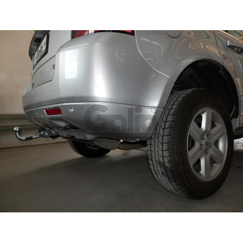 R094C GALIA Полностью оцинкованный фаркоп на Land Rover Freelander II 2008-2015. Тип шара: C (горизонтальный съемный). Невидимый вырез бампера. Нагрузки: 2300/145 кг, масса фаркопа 17,17 кг