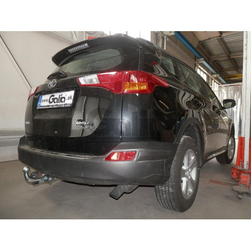 T061C GALIA Полностью оцинкованный фаркоп на Toyota RAV4 2013-2019. Тип шара: C (горизонтальный съемный). Минимальная подрезка бампера. Нагрузки: 2000/90 кг, масса фаркопа 24,47 кг
