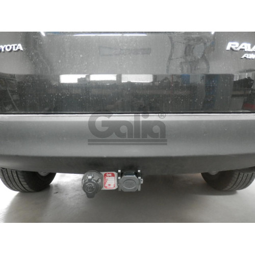 T061C GALIA Полностью оцинкованный фаркоп на Toyota RAV4 2013-2019. Тип шара: C (горизонтальный съемный). Минимальная подрезка бампера. Нагрузки: 2000/90 кг, масса фаркопа 24,47 кг