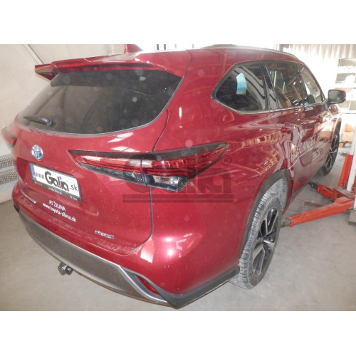 T077C GALIA Полностью оцинкованный фаркоп на Toyota Highlander 2021-. Тип шара: C (горизонтальный съемный). Без подрезки бампера. Нагрузки: 2200/100 кг, масса фаркопа 20,67 кг