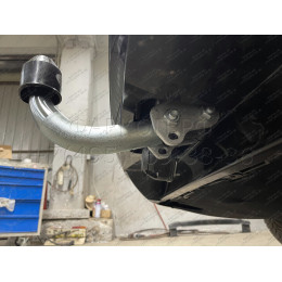 V081A GALIA Полностью оцинкованный фаркоп на Volkswagen Passat B8 седан/универсал 08/2014-2023, в т.ч. Alltrack B8 2015-2023, Skoda Superb 3 седан/универсал 03/2015-2024. Подрозетник 