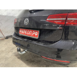 V081A GALIA Полностью оцинкованный фаркоп на Volkswagen Passat B8 седан/универсал 08/2014-2023, в т.ч. Alltrack B8 2015-2023, Skoda Superb 3 седан/универсал 03/2015-2024. Подрозетник 