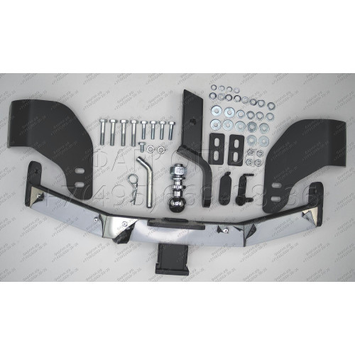 TLC-07-991124.00 PT GROUP Фаркоп с нержавеющей накладкой на Toyota Land Cruiser 200 2007-2021, Lexus LX 2016-2022 без подрезки бампера. Тип шара: E (легкосъемный шар под квадрат). Нагрузки: 3500/140 кг, масса фаркопа 20 кг (без электрики в комплекте)