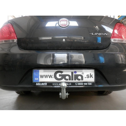 F108C GALIA Полностью оцинкованный фаркоп на FIAT Linea 2007-2015. Подрозетник убирается за бампер. Тип шара: C (горизонтальный съемный). Невидимый вырез бампера. Нагрузки: 1200/70 кг, масса фаркопа 19,06 кг