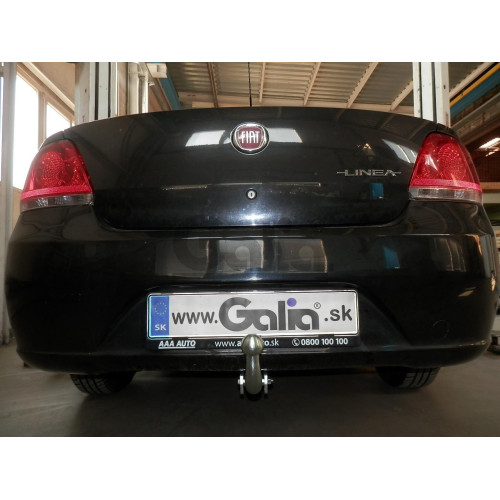 F108C GALIA Полностью оцинкованный фаркоп на FIAT Linea 2007-2015. Подрозетник убирается за бампер. Тип шара: C (горизонтальный съемный). Невидимый вырез бампера. Нагрузки: 1200/70 кг, масса фаркопа 19,06 кг