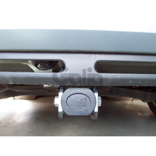 F112C GALIA Полностью оцинкованный фаркоп на Ford Mondeo хетчбек 5 дверей 2007-2015. Подрозетник убирается за бампер. Тип шара: C (горизонтальный съемный). Без выреза бампера. Нагрузки: 2000/80 кг, масса фаркопа 14,87 кг