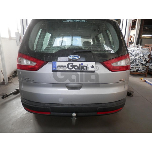 F114C GALIA Полностью оцинкованный фаркоп на Ford Galaxy 2006-2015, Ford S-MAX 2006-2015. Подрозетник убирается за бампер. Тип шара: C (горизонтальный съемный). Невидимый вырез бампера. Нагрузки: 1800/100 кг, масса фаркопа 16,47 кг